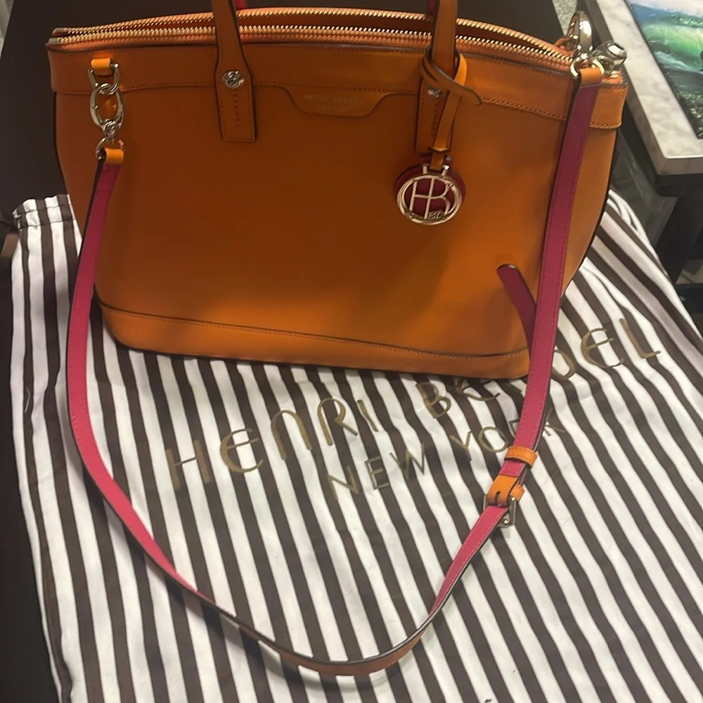 henri bendel orange zip